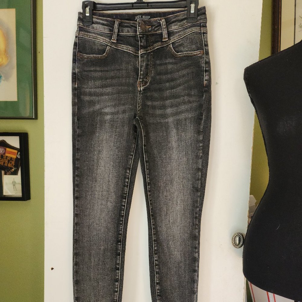 Judy Blue Vintage Black Yoke Skinny Jeans  Size 5/27